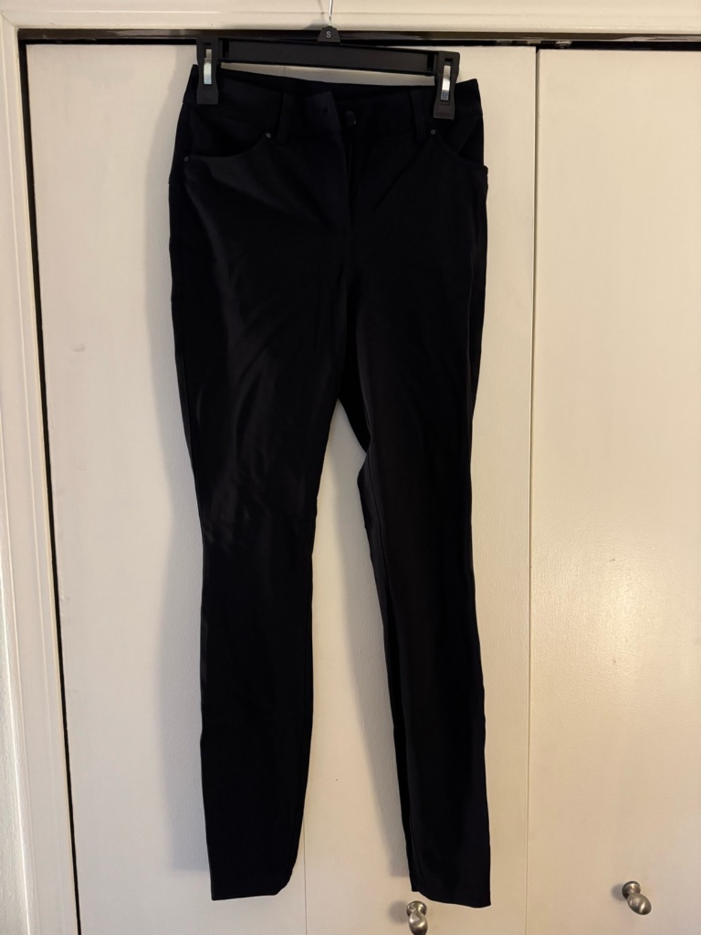 Lululemon Women’s Black Stretch Skinny Pants - Classic Everyday